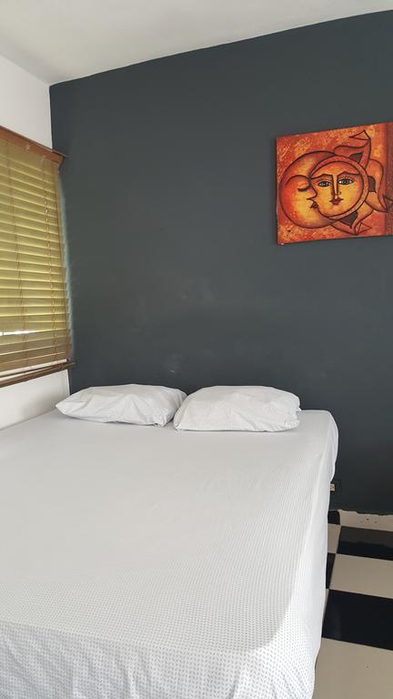 Aarony Hotel Санто Доминго Екстериор снимка